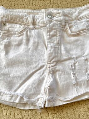 Pilcro by Anthropologie- Cream Denim, Button Fly - Cuffed Shorts, Size 25